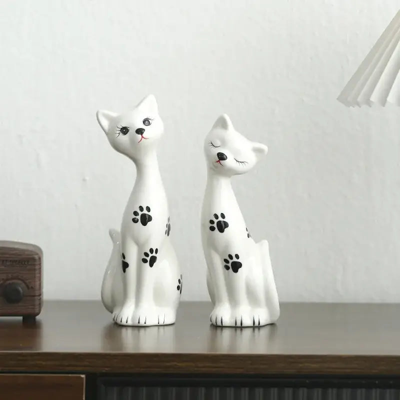 Lampe LED Chat En Porcelaine Blanche 22 Cm - Jolipa - Fonctionne Sur Piles