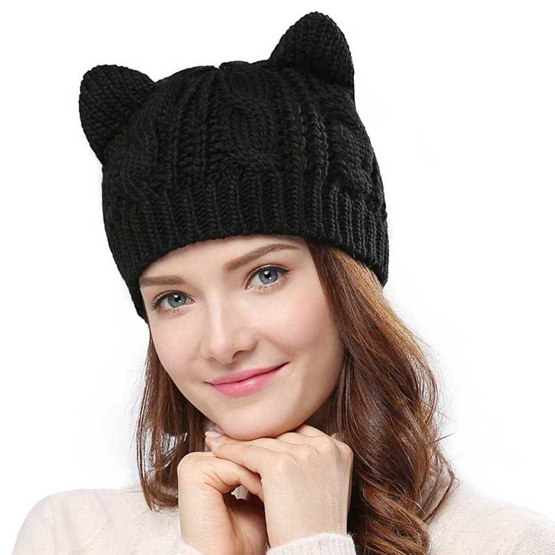 Un bonnet pour femme original avec ses oreilles de chats