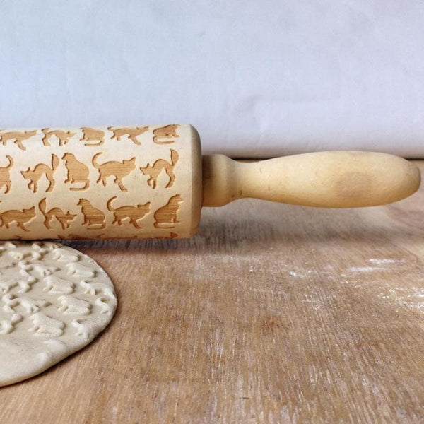 Rouleau à pâtisserie en bois de pin motifs chat ROLLSKAT™ cuisine,